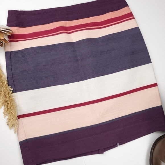 Loft Purple Pink Cream Bold Stripe Skirt Sz 2p - Picture 6 of 8